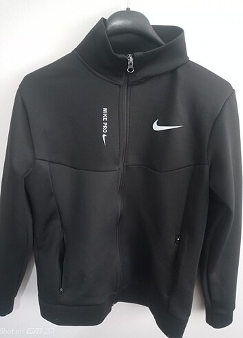 Nike hırka
