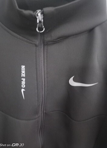 Nike hırka - Görsel 4