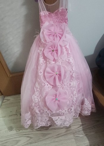 Abiye Pembe Straplez Midi Dantelli Nişan Elbisesi