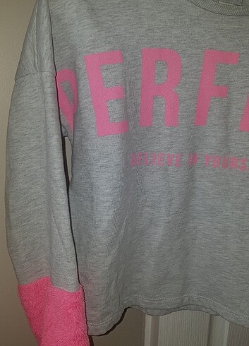 13-14 Yaş Beden Sweat 1 2 kere kullanıldı