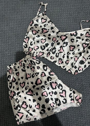 Leopar Desenli Pembe Mini Kadın Pijama Takımı - Görsel 2