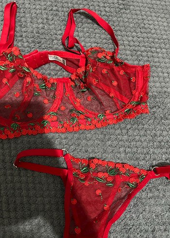 Kırmızı Nakışlı Bohem Sütyen Takımı - Görsel 2
