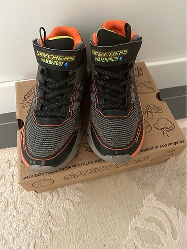 Skechers bot