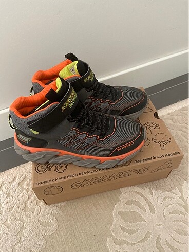 35 Beden Skechers bot