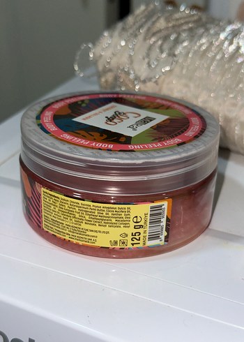 Mara Dreamberry Çilekli Vücut Peelingi 300 gr - Görsel 4