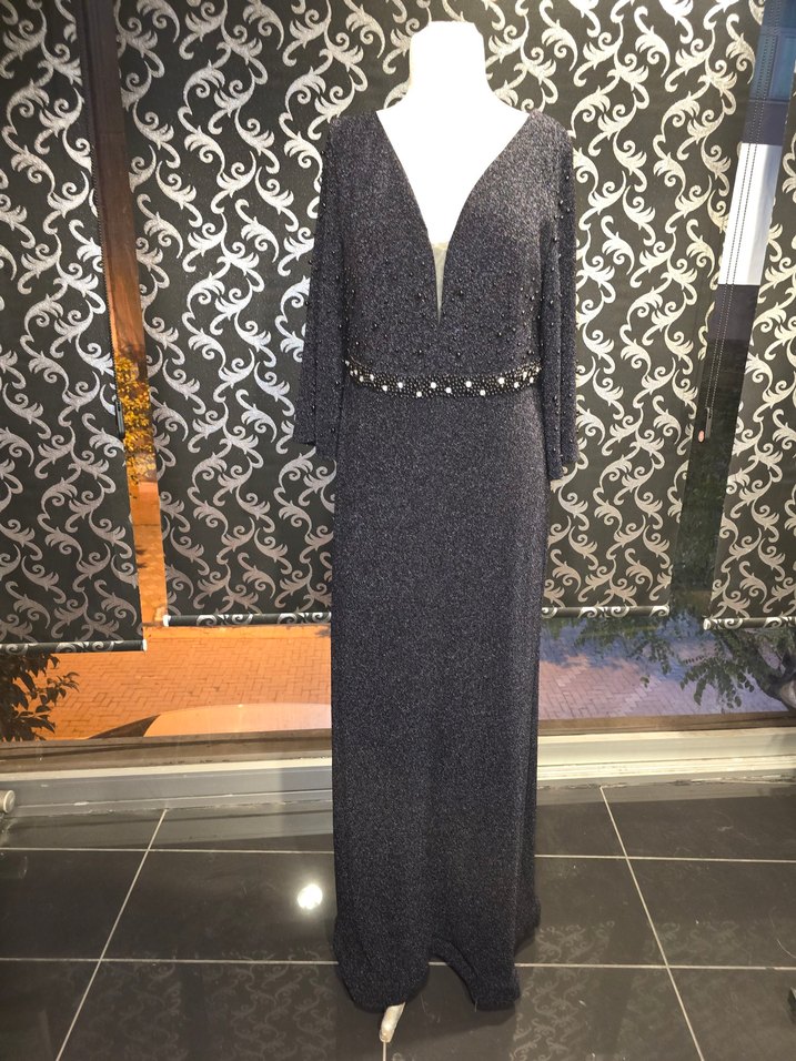 Boncuk İşlemeli Uzun Kollu sıyahi Abiye Elbise - Görsel 4