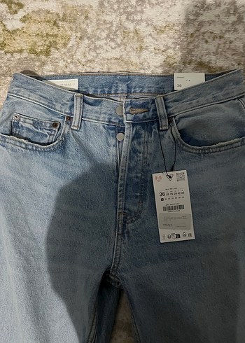 36 Beden mavi Renk Zara jean Pantolon