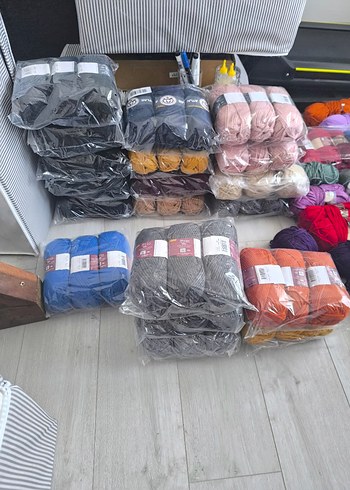  Beden çeşitli Renk Tufting İpleri