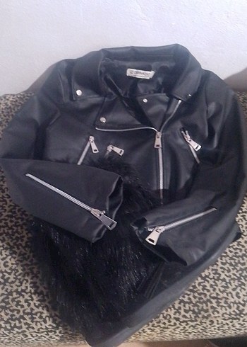 #Kürklü Siyah Kısa Biker Deri Ceket