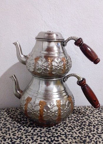 #Ahşap Saplı Gri-Kahverengi İşlemeli Çaydanlık bakir caydanlik