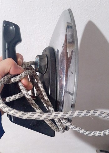 #Gri Klasik Elektrikli Ütü