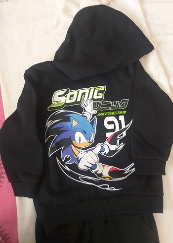 Sonic Baskılı Siyah Erkek Çocuk Eşofman Takımı - Görsel 2