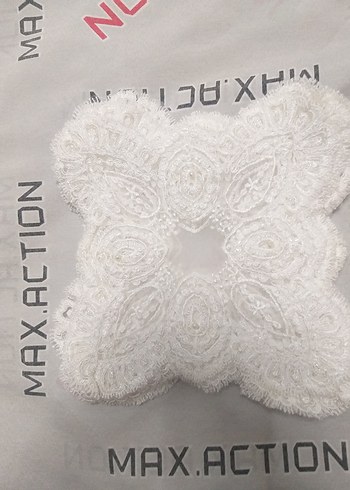 Beyaz Dantel El İşi Parçalar - Görsel 5