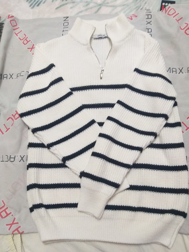 Beyaz Siyah Çizgili Boğazlı Triko Kazak - Görsel 2