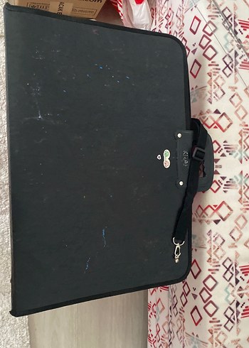Zara Siyah Baskılı Erkek Valiz Tokalı