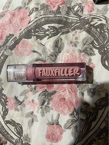  Beden pembe Renk Sephora lip gloss
