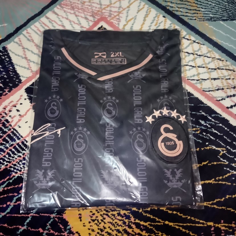 Galatasaray Oshimen forması - Görsel 3