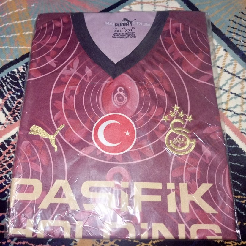 Galatasaray üçüncü forması - Görsel 5