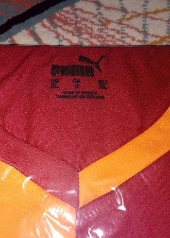 Galatasaray iç saha forması - Görsel 3