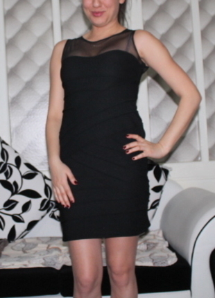 Siyah elbise