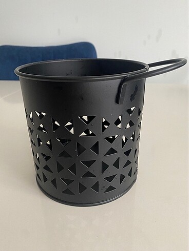 Metal kaşıklık