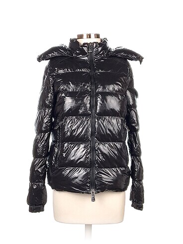 Moncler Mont %70 İndirimli.