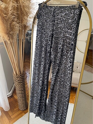 Zara taşlı pantalon