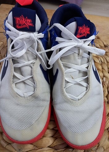 38 Beden beyaz Renk Nike spor ayakkabı 