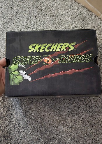 25 Beden siyah Renk Orjinal kutulu Skechers