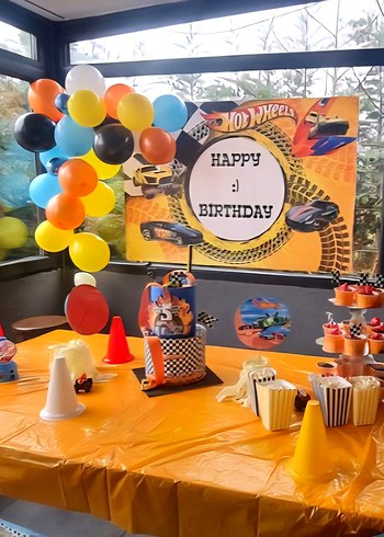 Renkli Hot Wheels Doğum Günü afiş