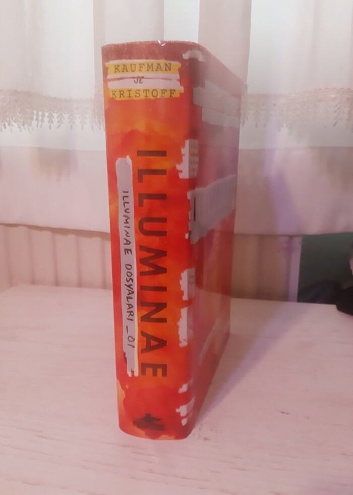 Illuminae Ciltli Kitap - Görsel 4