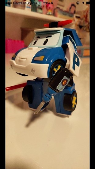 Robocar poli robot