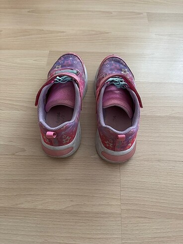 35 Beden pembe Renk Skechers spor ayakkabı