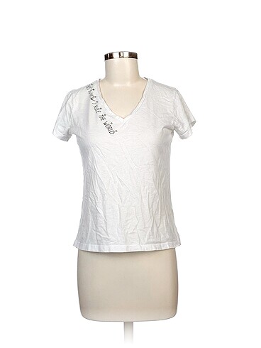 Trendyol & Milla T-shirt %70 İndirimli.