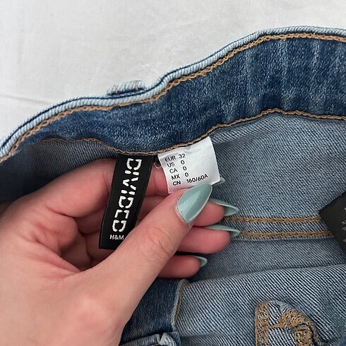 32 Beden H&M kot şort