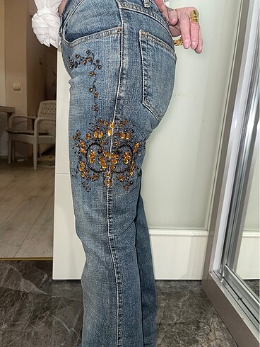 Taşlı kot pantolon