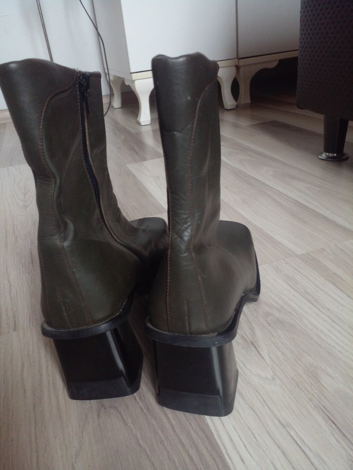 Tigger orjinal deri haki bot 39 no - Görsel 3