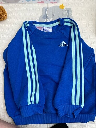 Adidas sweatshirt
