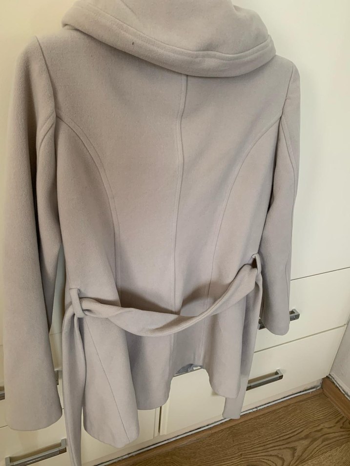 Düğmeli Bej Midi Kaban - Görsel 3