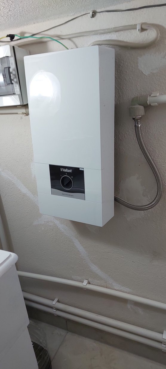 Vaillant Ved E 21/8 B Trifaze Şofben 21 kW - Görsel 4