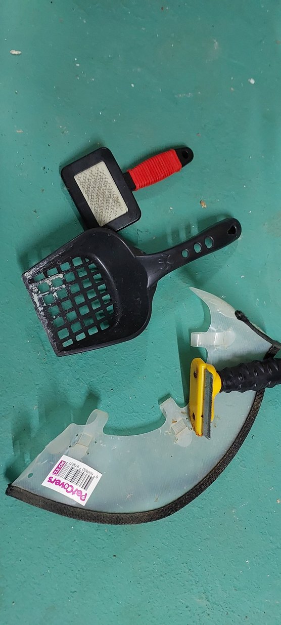 Kedi Tüy Bakım Seti ve Kumu Temizleme Aparatları - Görsel 2