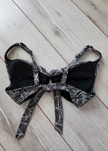 m Beden Penti Bikini Üstü