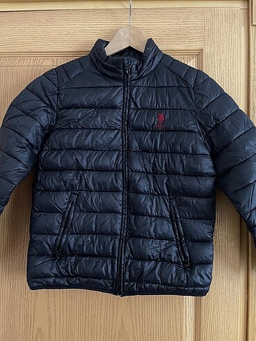 Markalı mont,sweatshirt ve şort tshirt takımlar