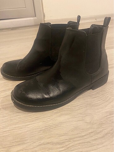 39 Beden H&M bot