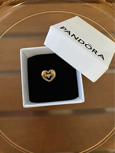  Beden Pandora Charm