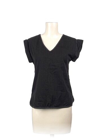 PreLoved T-shirt %70 İndirimli.