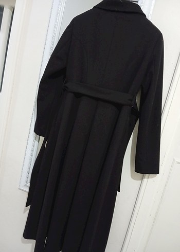 Uzun Siyah Düğmeli Kadın Kaban - Görsel 6