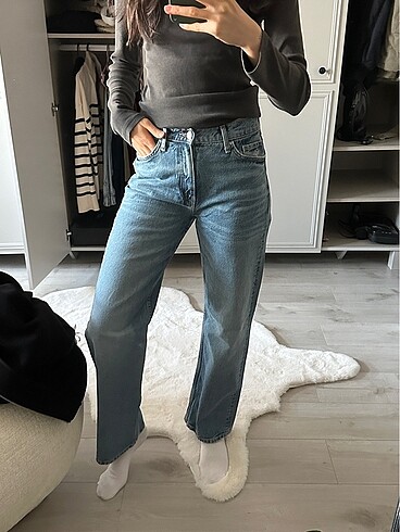 Zara straigt jean