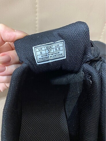 37 Beden Siyah Sneaker