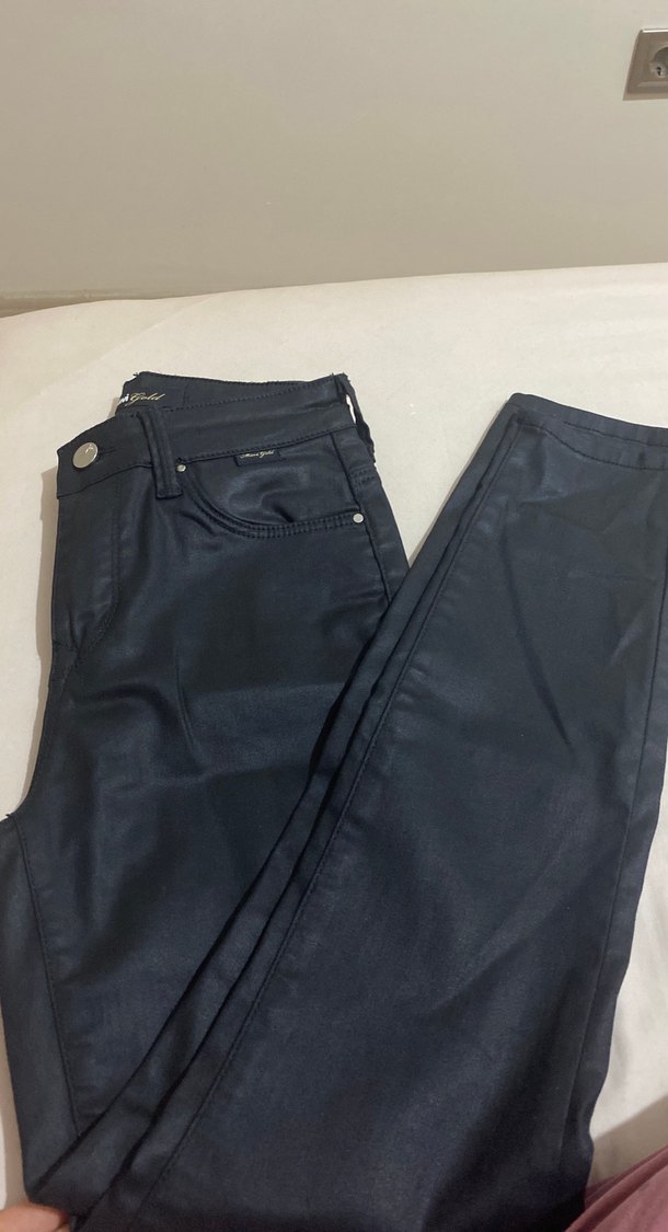 Düğmeli Siyah Deri mumlu Kadın Jean 24/27 - Görsel 4